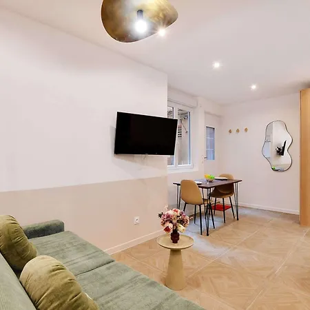 Apartman Faubourg Saint Denis 4p