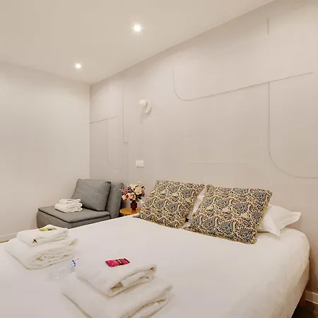 Faubourg Saint Denis 4p *