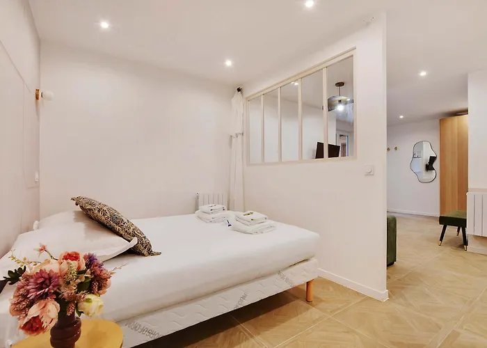 Faubourg Saint Denis 4p Appartamento